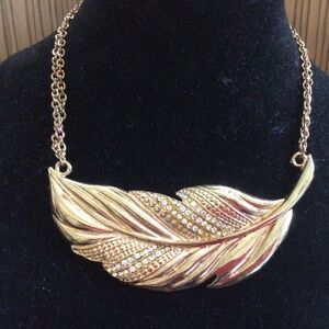 Vintage very unique large leaf pendant with rhinestones necklace.